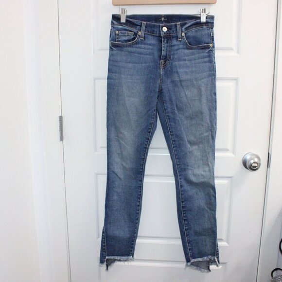 7 for all mankind Size 26 Mid Rise Skinny Raw Edge Step Hem Detail - Picture 2 of 6